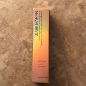 Josie Maran Argan Enlightenment illuminating wand